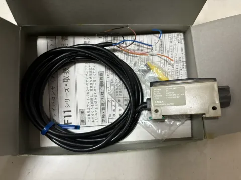TAKEX / Takenaka F10R Industrial Sensor product photo 3