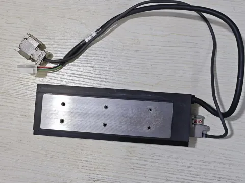 Yaskawa SGLFW-50A200BP Motor & Drive Component — product photo 3 of 10