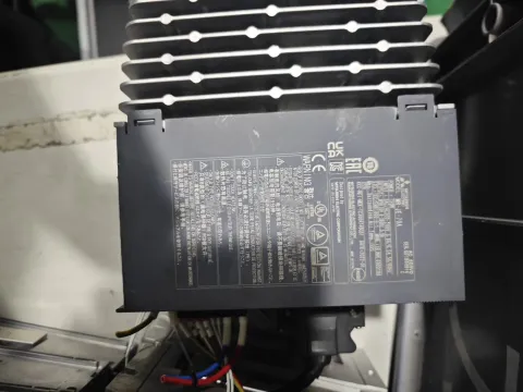 Mitsubishi Electric MR-JE-70A Motor & Drive Component — product photo 10 of 13