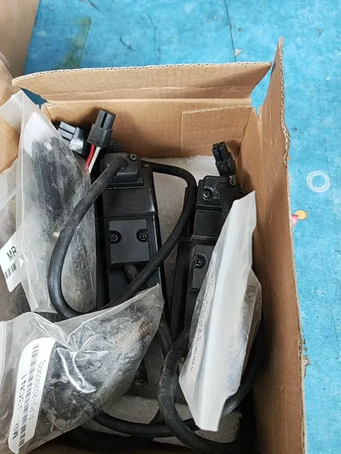 Delta ECMA-C20401ES Motor & Drive Component product photo 2