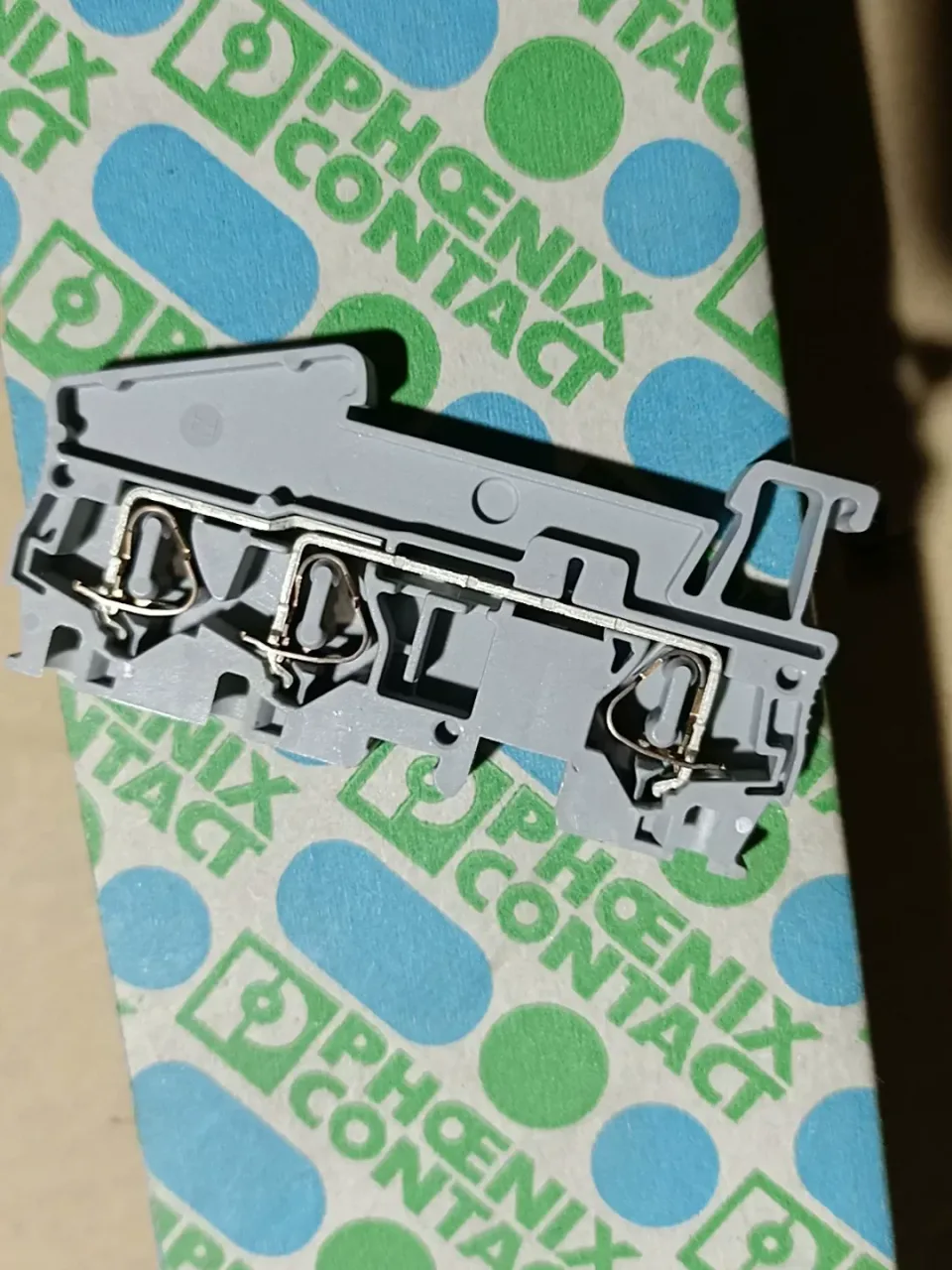 Phoenix Contact ST 4-TWIN / 3031393 Industrial Automation Component product photo 2