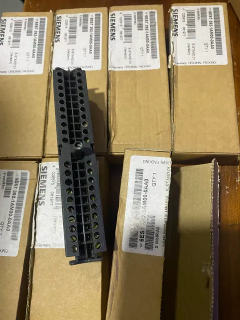 Siemens 6ES7 321-1BH02-0AA0; 6ES7 321-1BL00-0AA0; 6ES7 392-1AJ00-0AA0; 6ES7 392-1AM00-0AA0 Industrial Automation Component product photo 7