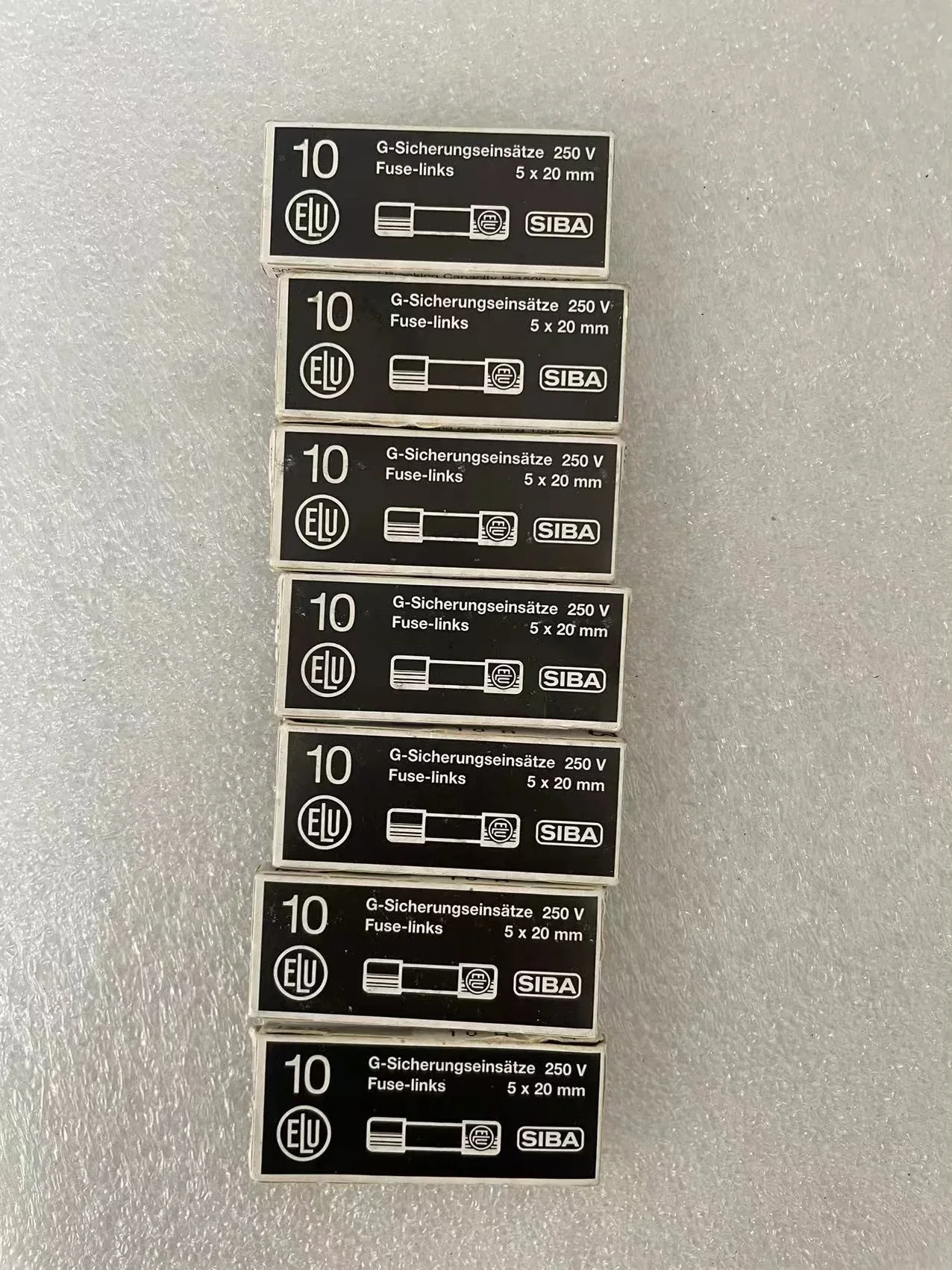 SIBA / ELU ELU 195000 / SIBA 7000140, 10A 250V 5x20mm Industrial Automation Component product photo 1