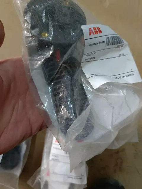 ABB 1SCA022381R1560 / OHB125J12 Industrial Sensor product photo 9
