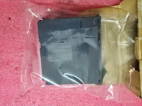 Mitsubishi Electric Q04UDHCPU PLC Module product photo 1