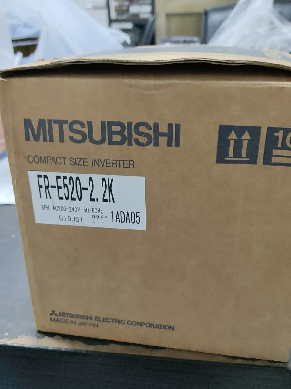 Mitsubishi FR-E520-2.2K Motor & Drive Component product photo 1