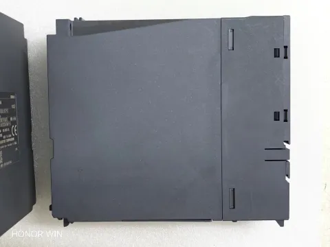 Mitsubishi Electric Q04UDEHCPU PLC Module — product photo 5 of 12