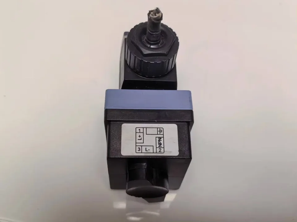Bürkert 00562860 Industrial Sensor product photo 1