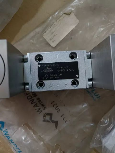 Wandfluh MKY45/18x60-G24/L15 / Art. 263.6457 Industrial Automation Component — product photo 12 of 18