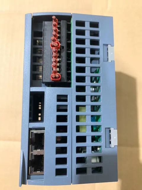 Siemens 6ES7215-1BG40-0XB0 PLC Module — product photo 7 of 8
