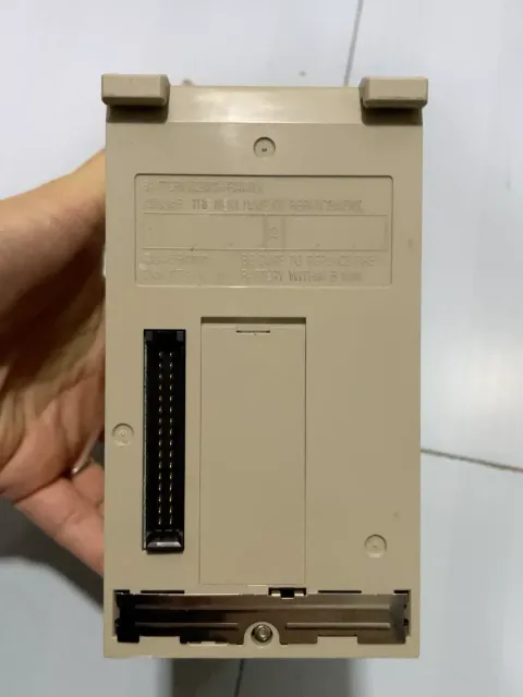 Omron C200HE-CPU42 PLC Module product photo 3