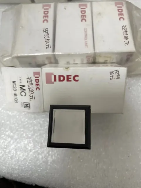 IDEC MC2D-M10B Industrial Sensor product photo 3