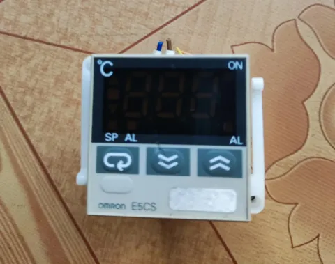 OMRON E5CS-Q1PX Industrial Control Board product photo 1