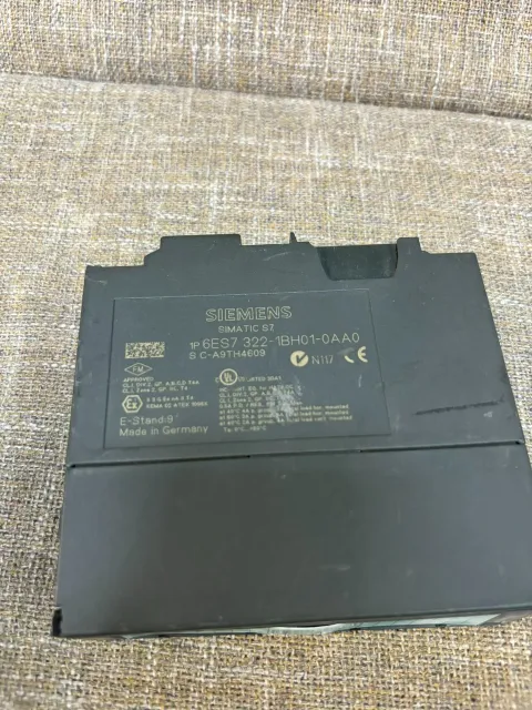 Siemens 6ES7 322-1BH01-0AA0 PLC Module product photo 2