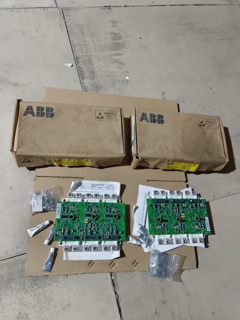 ABB / Infineon FS450R12KE3 / AGDR-81C / 3AUA0000109332 Power Electronics Module product photo 9