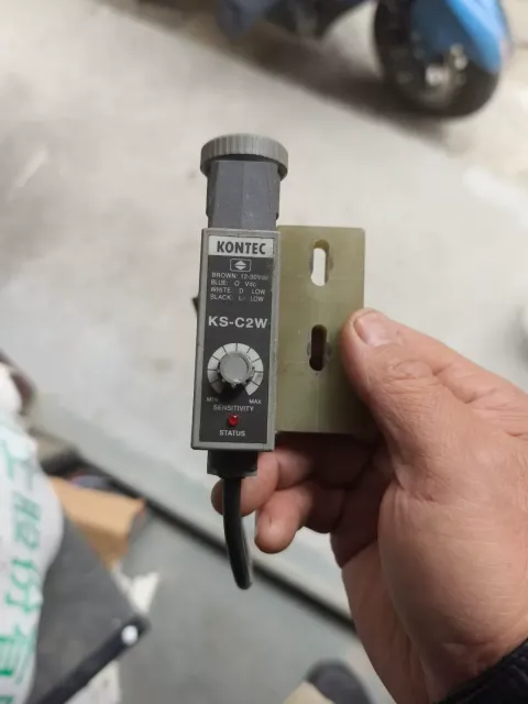White Label KS-C2W Industrial Sensor product photo 1