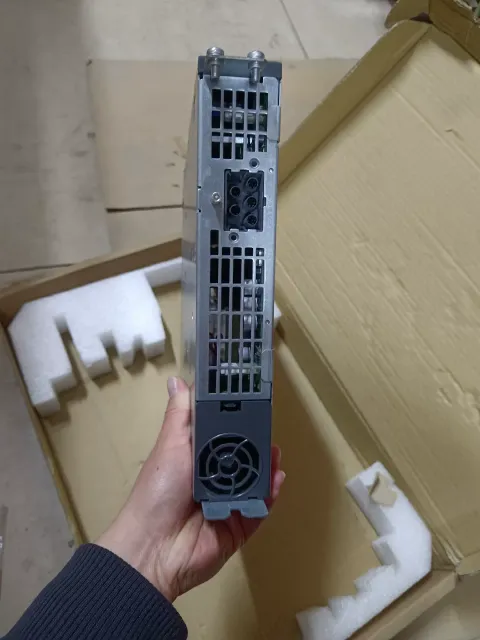 Siemens 6SL3120-1TE15-0AA3 Motor & Drive Component product photo 7