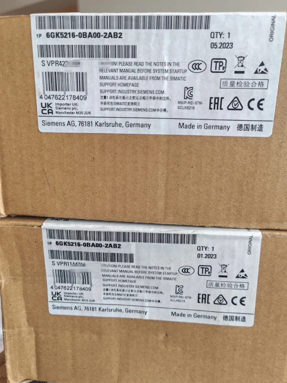 Siemens 6GK5216-0BA00-2AB2 Industrial Sensor — product photo 1 of 2