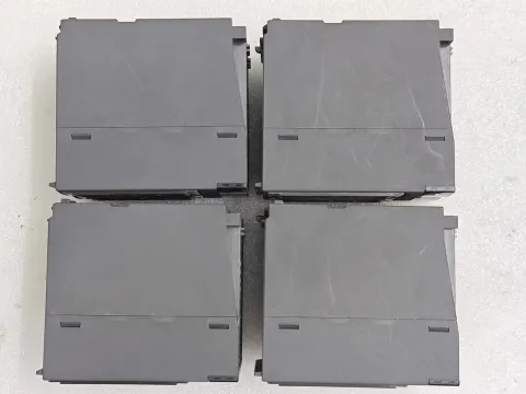 Mitsubishi Electric QD70D8 Industrial Automation Component — product photo 2 of 12