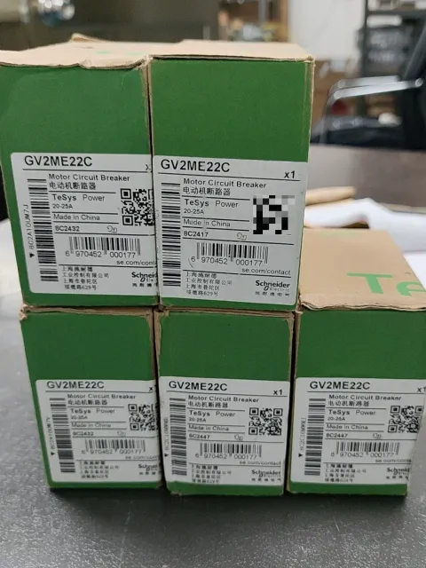 Schneider Electric GV2ME22C Motor & Drive Component product photo 1