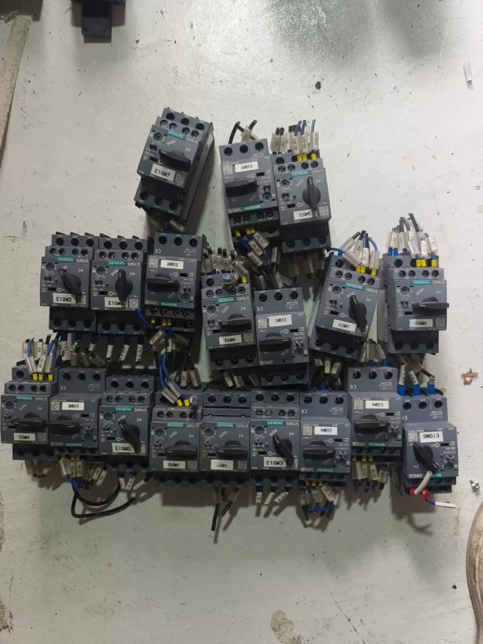 Siemens 3RV6011-1BA10 Motor & Drive Component product photo 1