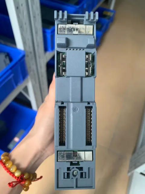 Siemens 6ES7 526-2BF00-0AB0 Industrial Automation Component — product photo 9 of 17
