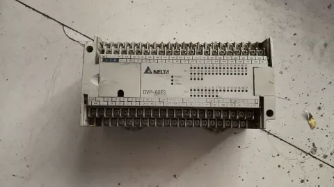 Delta DVP60ES00R2 PLC Module product photo 9