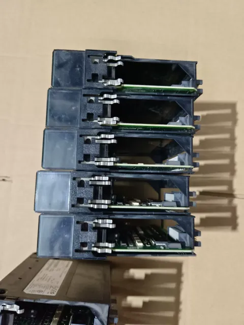 Allen-Bradley 1756-OB32/A Industrial Control Board — product photo 8 of 12