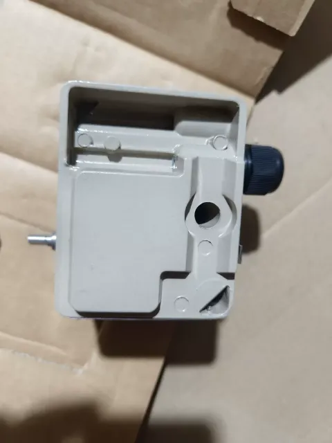 SAMSON 4746-12002X0.07 Industrial Sensor product photo 4