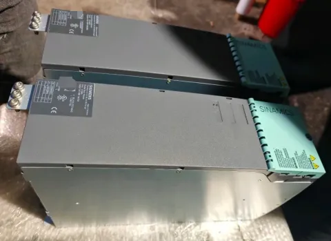 Siemens 6SL3130-6TE21-6AA3 Motor & Drive Component product photo 1