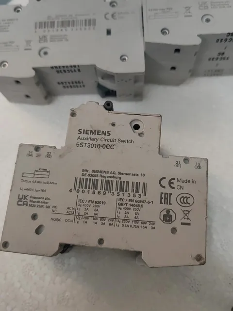 Siemens 5ST3010-0CC Industrial Sensor — product photo 6 of 11