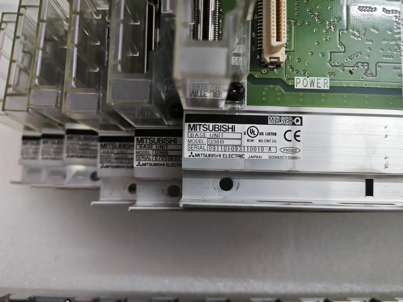 Mitsubishi Electric Q38B PLC Module — product photo 1 of 34