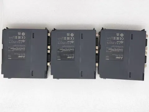 Mitsubishi Electric QJ71C24N-R2 Industrial Automation Component — product photo 5 of 48