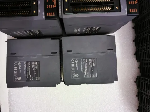 Mitsubishi Electric QD70P8 Industrial Automation Component — product photo 20 of 40
