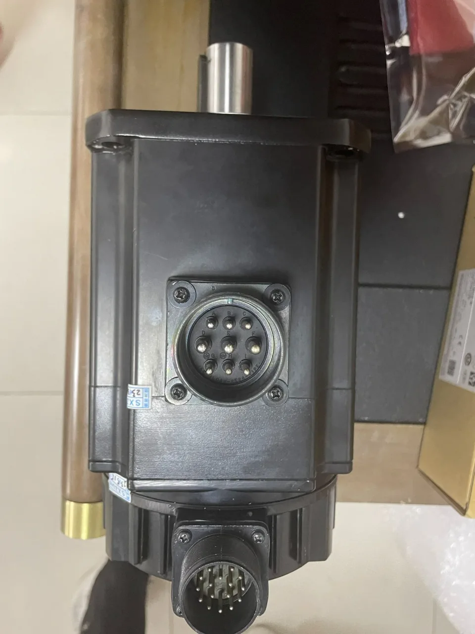 SANYO DENKI P60B13200HBS00 Motor & Drive Component product photo 1