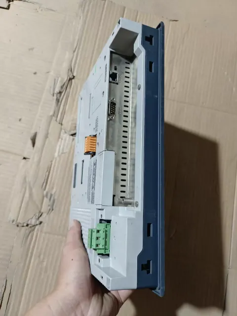 Schneider Electric XBTGT6330 Industrial Automation Component product photo 8