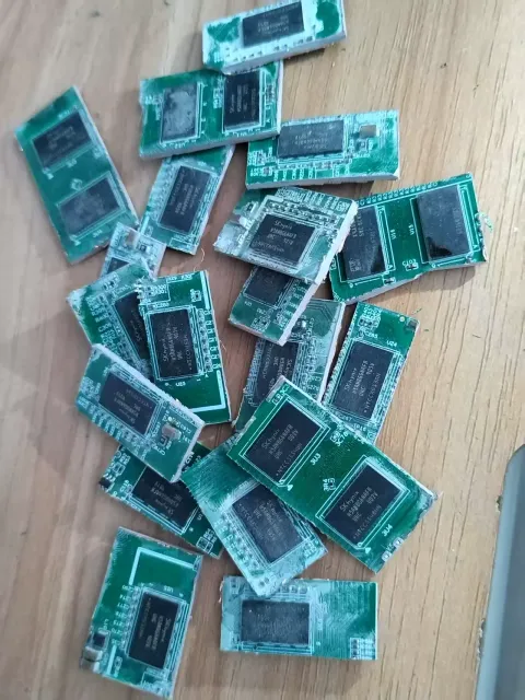 SK hynix H5AN8G6NAFR Industrial Automation Component product photo 2