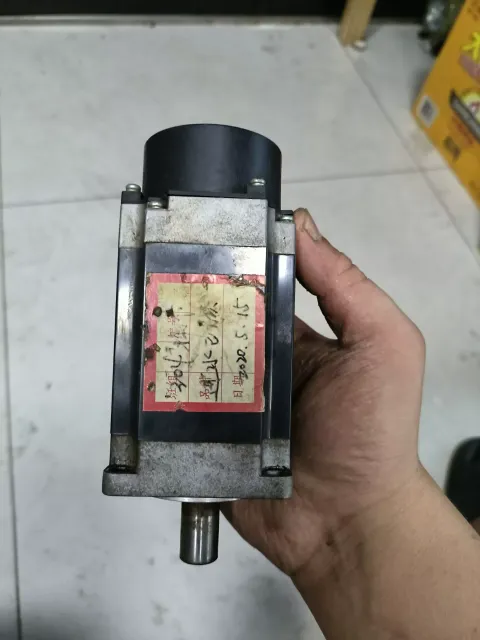 Mitsubishi Electric HF-KN43J-S100 Motor & Drive Component product photo 3