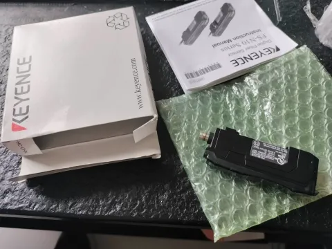 KEYENCE FS-N11CP Industrial Sensor product photo 3