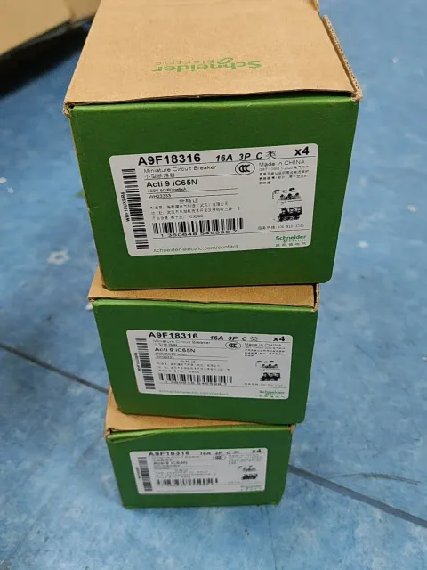 Schneider Electric A9F18316 Industrial Automation Component product photo 1