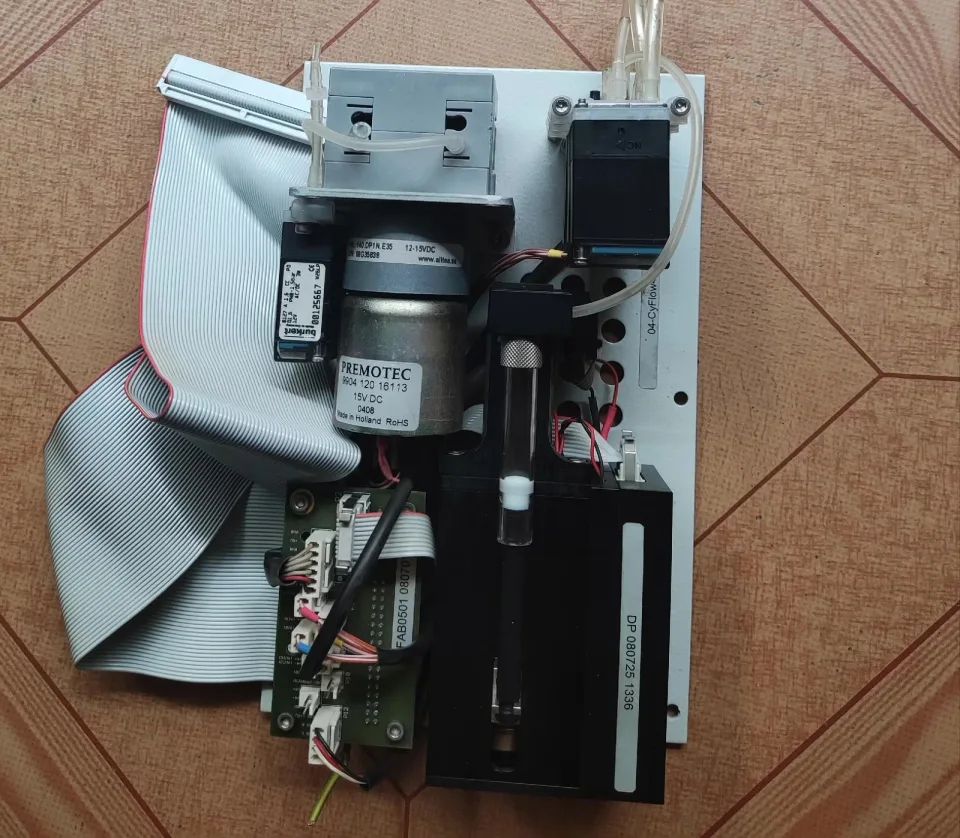 Unbranded Industrial 04-CyFlow410 080812 450 Industrial Automation Component product photo 1