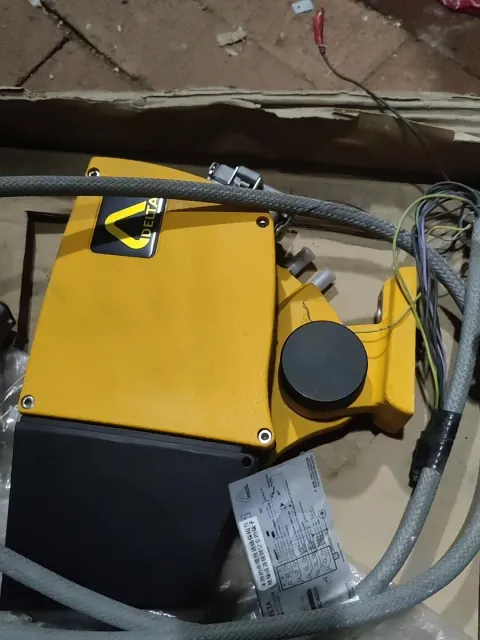 Delta Entzheim DC4030-L Industrial Sensor product photo 3