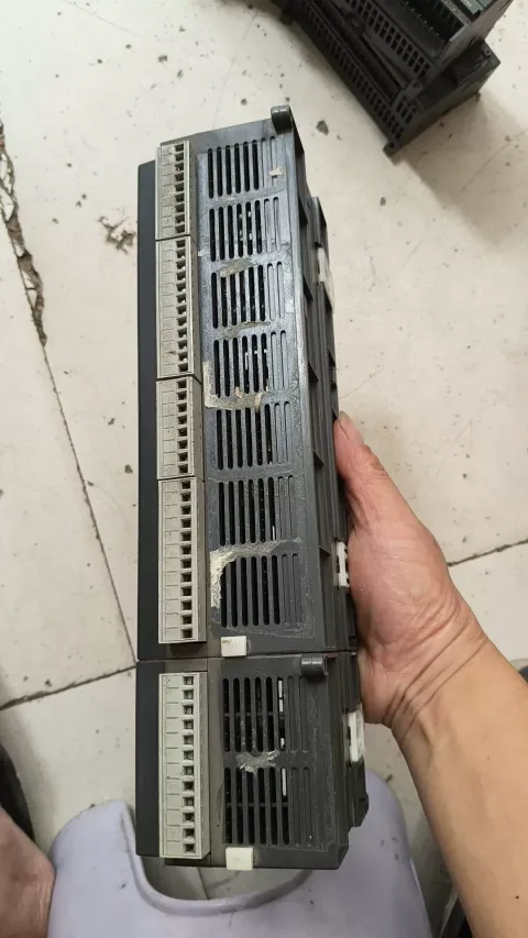 Delta DVP60ES200T + DVP06XA-E2 PLC Module product photo 5