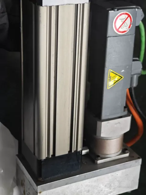 Siemens 1FL6024-2AF21-1AB1 Motor & Drive Component product photo 5
