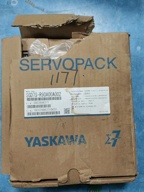 Yaskawa SGD7S-R90A00A002 Motor & Drive Component — product photo 2 of 2