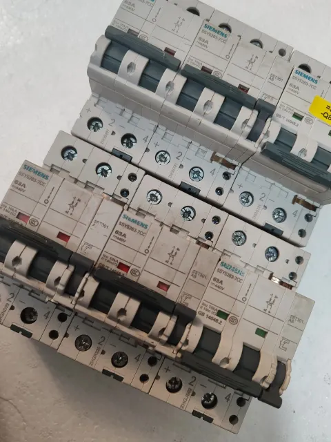 Siemens 5ST3010-0CC Industrial Sensor — product photo 8 of 11