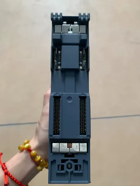 Siemens 6ES7155-5AA00-0AB0 Industrial Automation Component — product photo 4 of 6