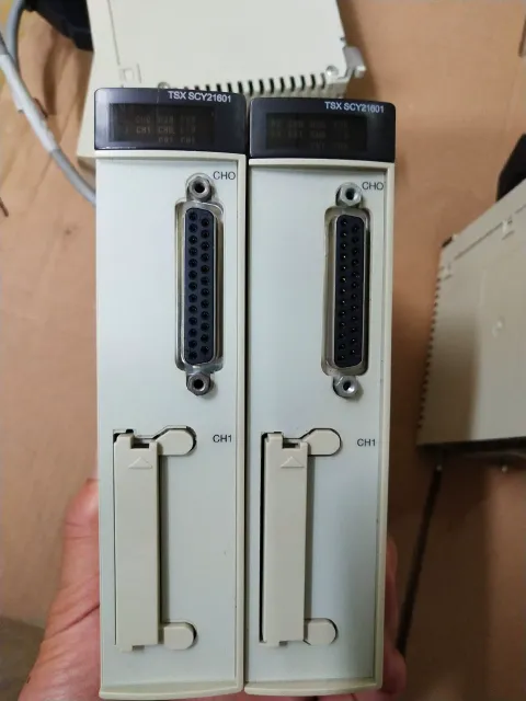 Schneider Electric / Modicon TSXSCY21601 Industrial Automation Component product photo 8