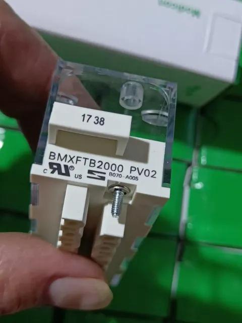 Schneider Electric BMXFTB2000 Industrial Automation Component — product photo 22 of 36