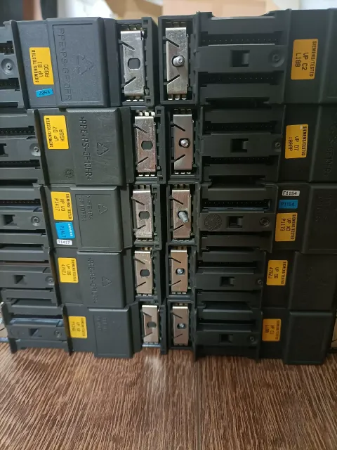 Siemens 6GK7343-1CX10-0XE0 Industrial Automation Component — product photo 4 of 9